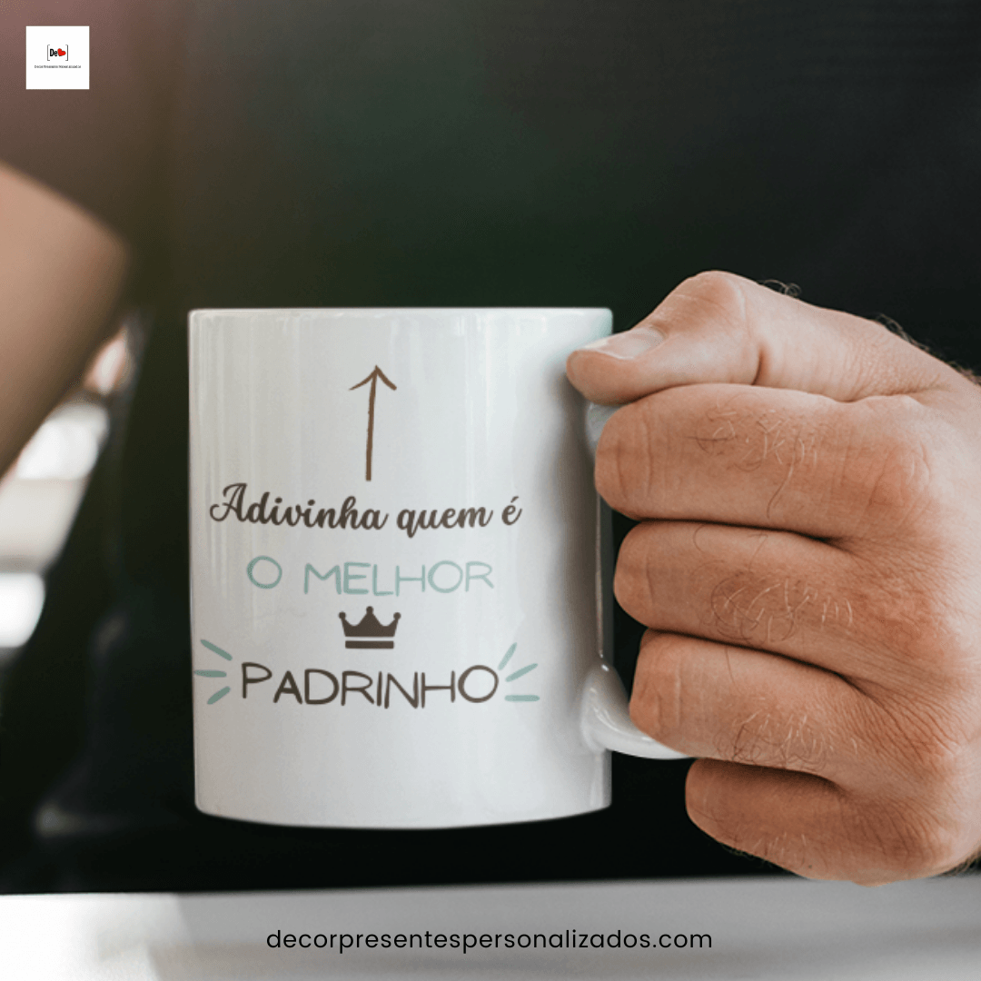 Caneca "Adivinha quem é..." - DECOR PRESENTES PERSONALIZADOS