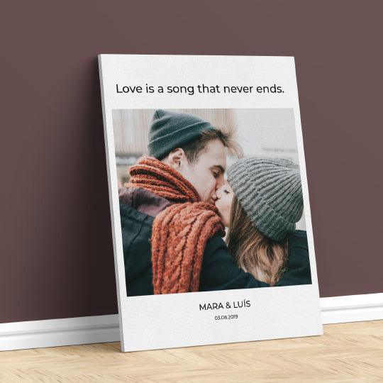 Tela Personalizada "Love Is Song That Never Ends" - DECOR PRESENTES PERSONALIZADOS